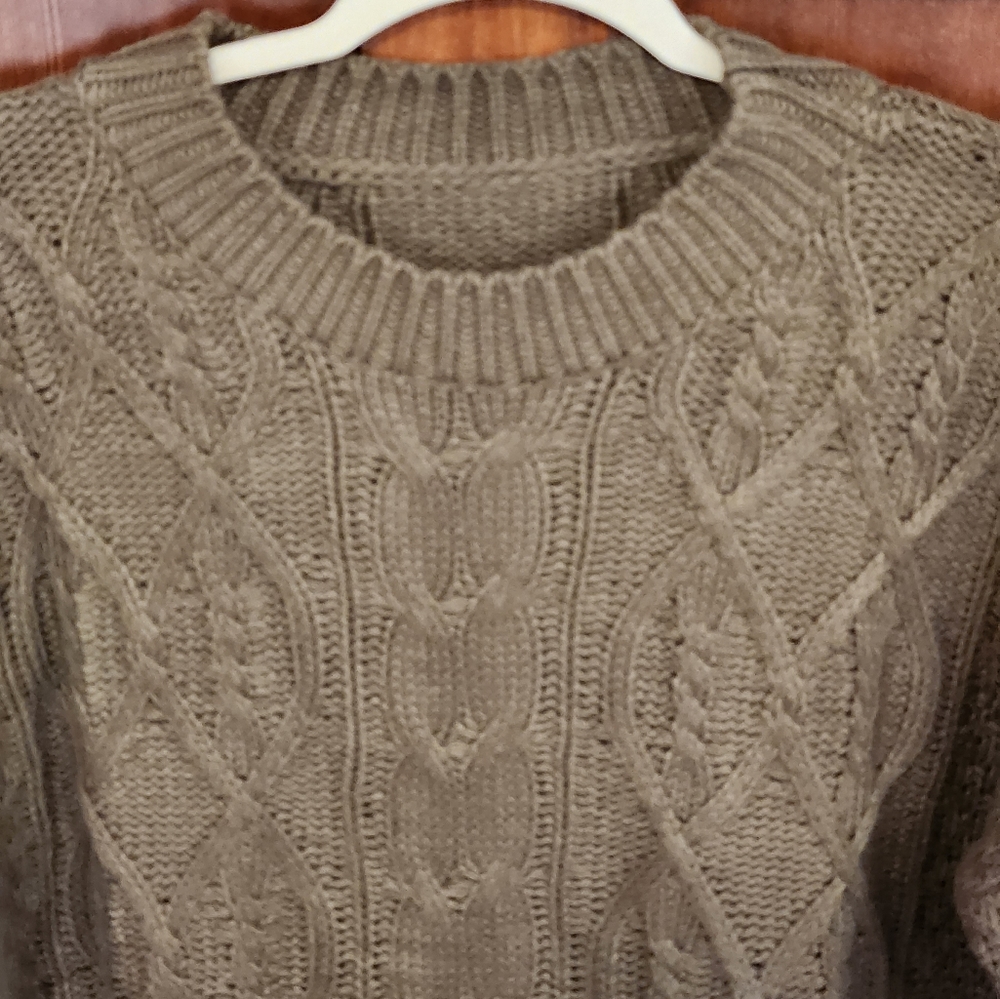 Cable Knit Sweater - Picture 5 of 5